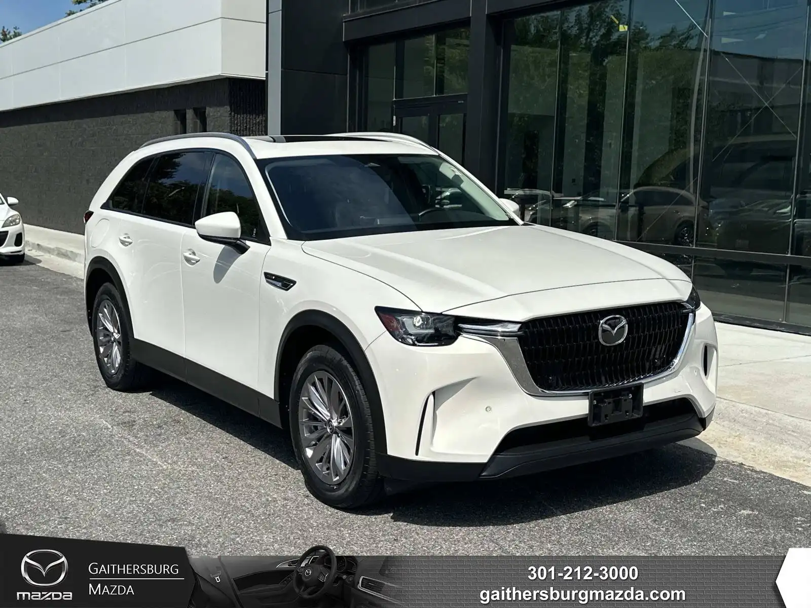 2025 Mazda CX-90 PHEV Preferred Package's photo