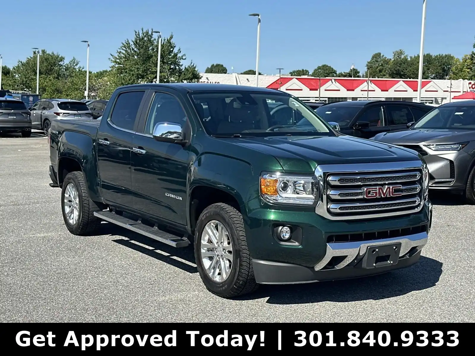 2016 GMC Canyon 4WD SLT Crew Cab Short Box's photo
