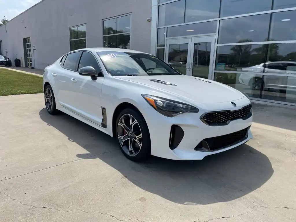 2019 Kia Stinger GT AWD's photo