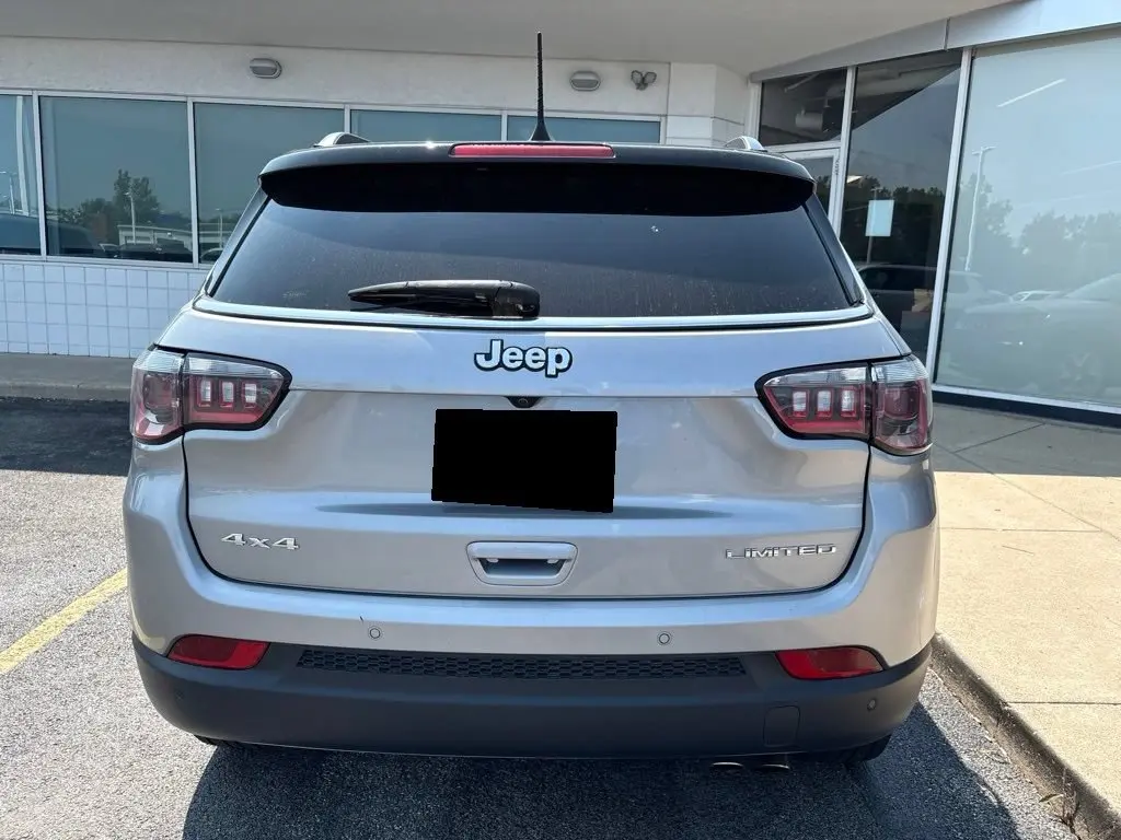 2021 Jeep Compass Limited 4X4 photo 5