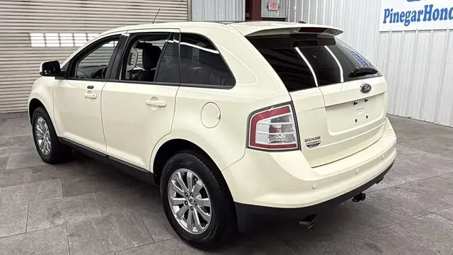 2007 Ford Edge SEL "Plus" AWD photo 4