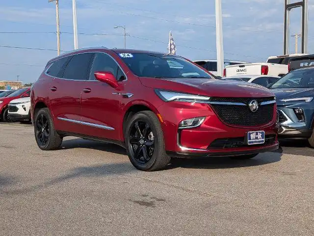 2024 Buick Enclave Essence AWD's photo