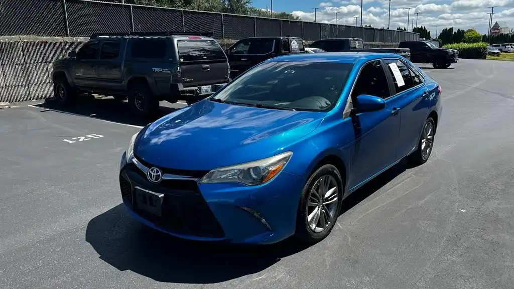 2017 Toyota Camry 2.5 Auto SE's photo