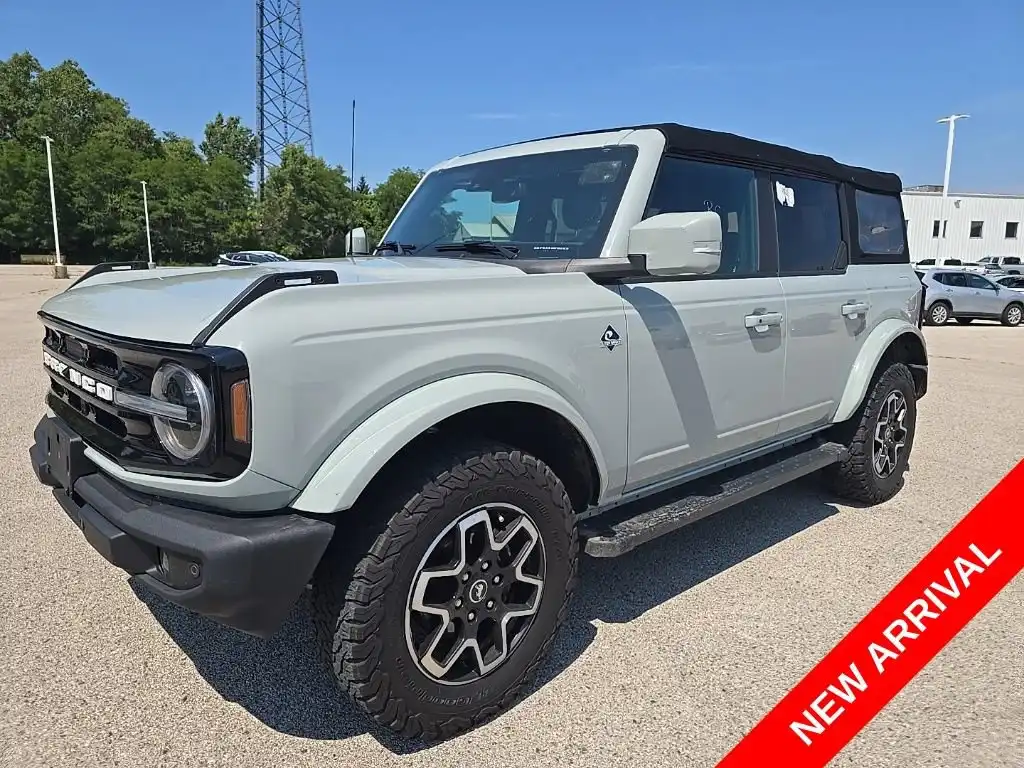 2022 Ford Bronco Outer Banks Advanced 4WD 4-door's photo