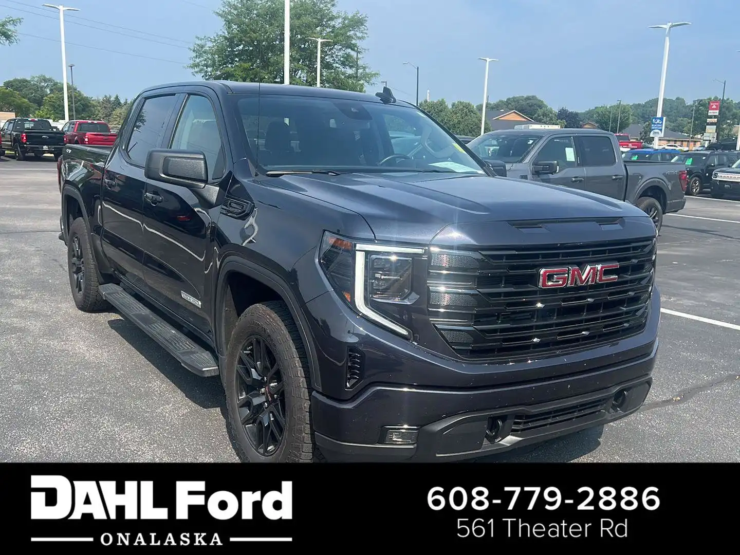 2025 GMC Sierra 4WD Crew Cab Std Box Elevation 3VL's photo