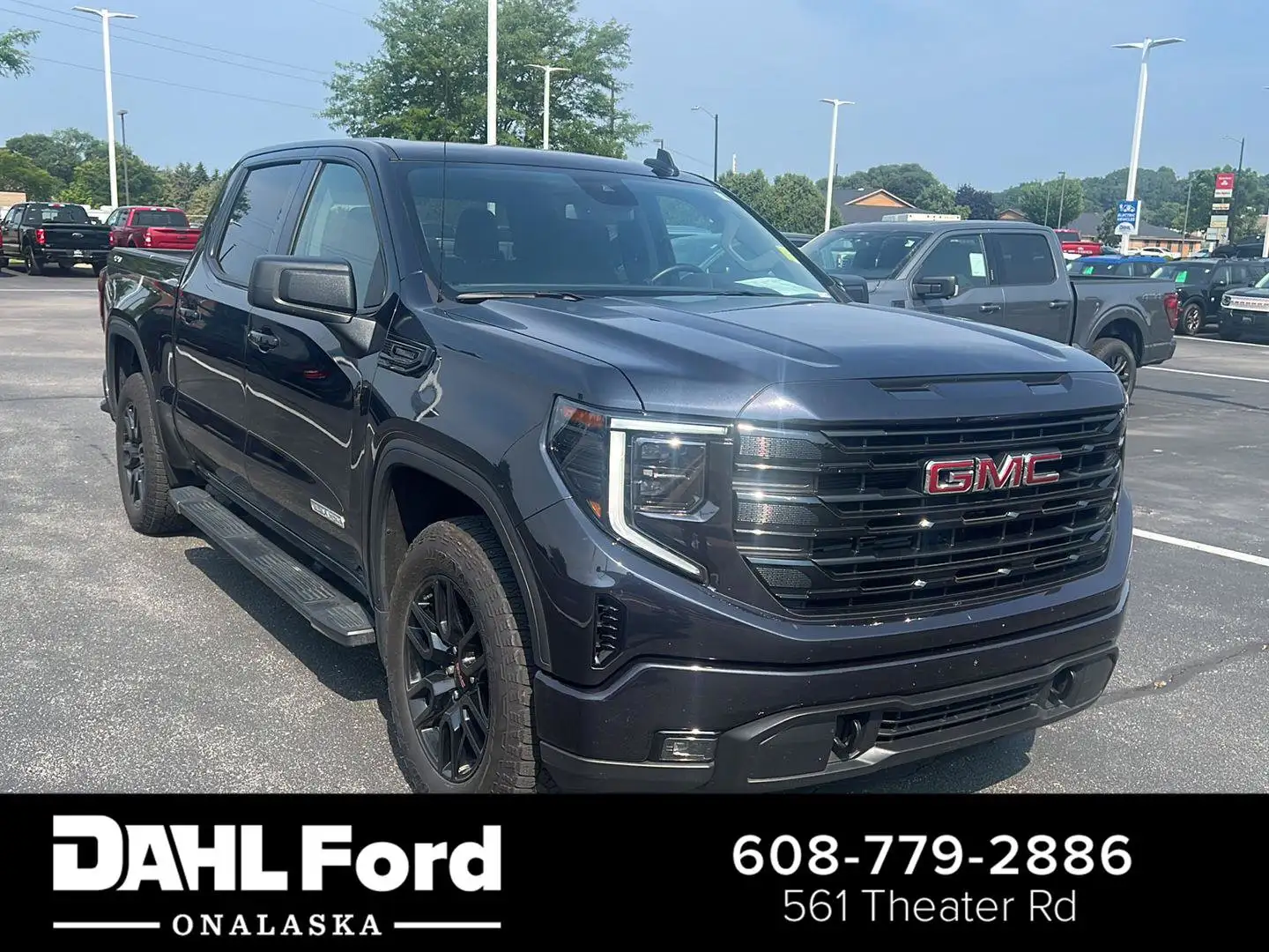2025 GMC Sierra 4WD Crew Cab Std Box Elevation 3VL's photo
