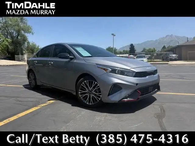 2024 Kia Forte GT-Line AT's photo