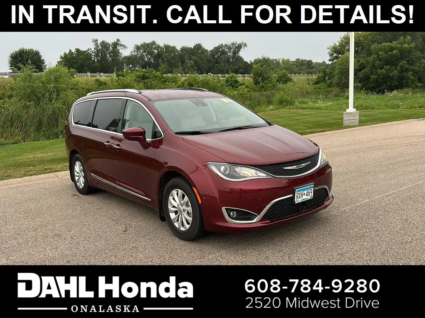 2018 Chrysler Pacifica Touring L's photo