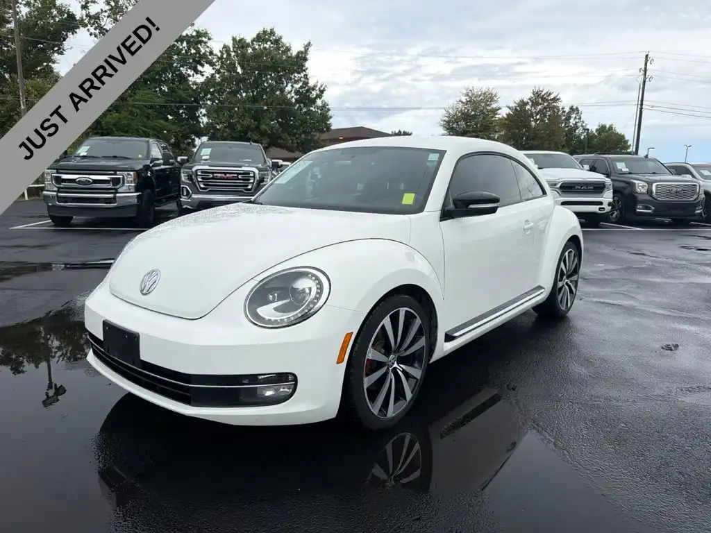 2012 Volkswagen Beetle 2.0T with Sunroof and Sound MSQ PZEV's photo