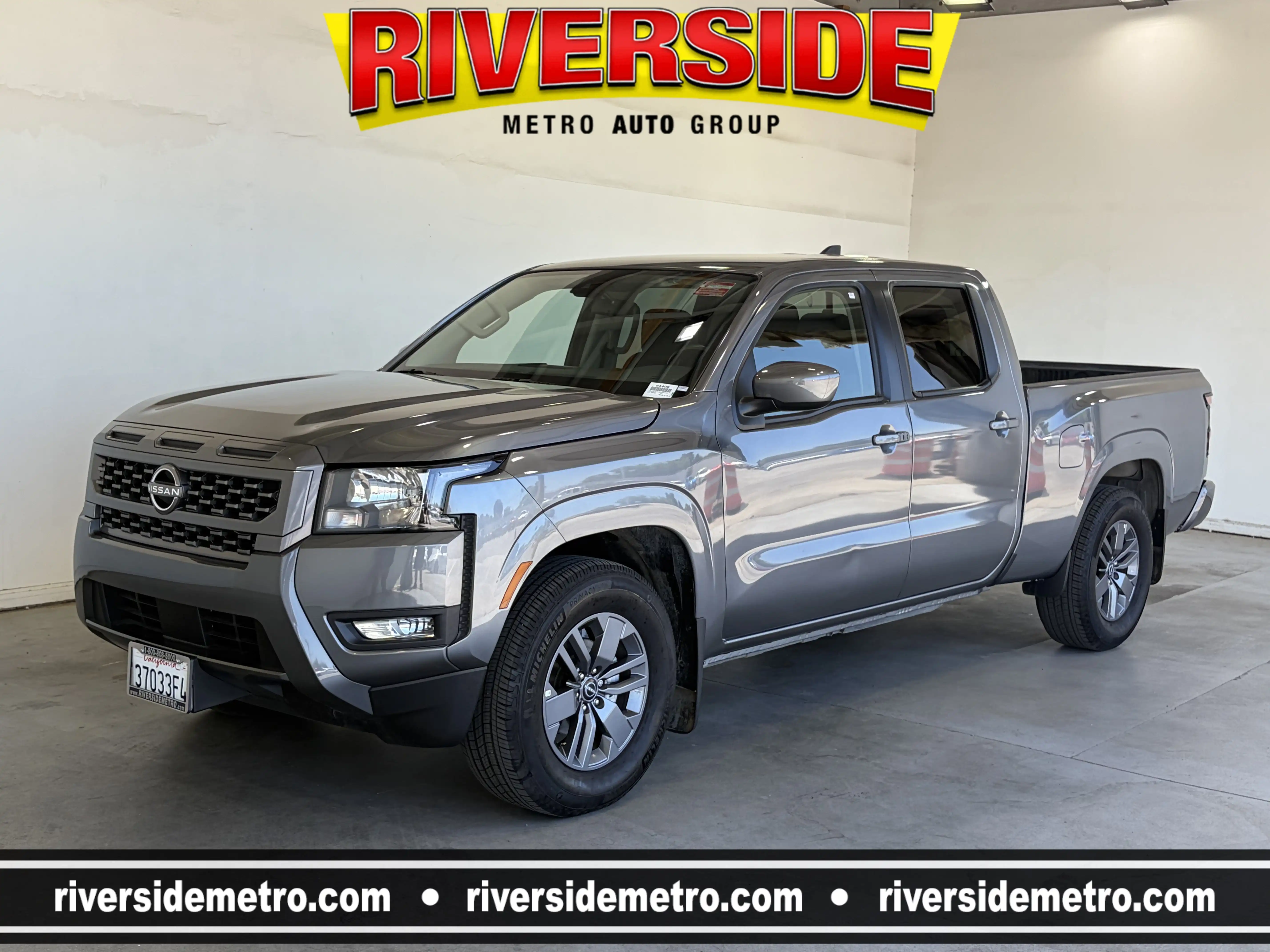 2025 Nissan Frontier SV Crew Cab 4X2 LWB's photo