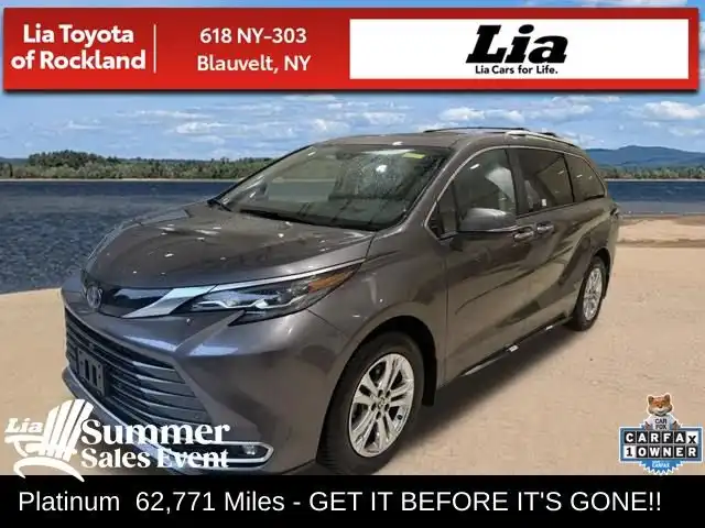 2024 Toyota Sienna Platinum 7-Passenger Hybrid AWD's photo