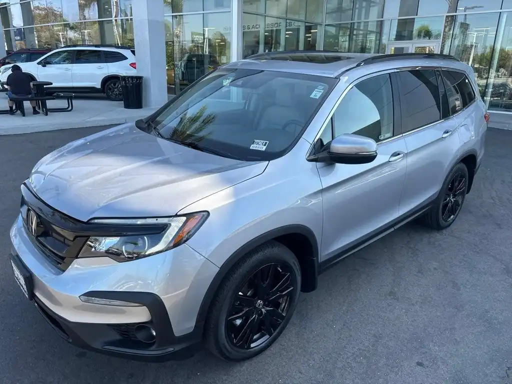 2022 Honda Pilot SE 2WD's photo