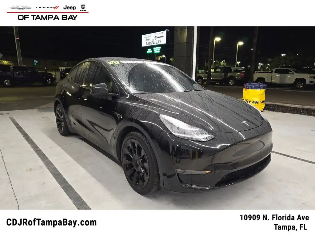 2021 Tesla Model Y Long Range Dual Motor All-Wheel Drive's photo