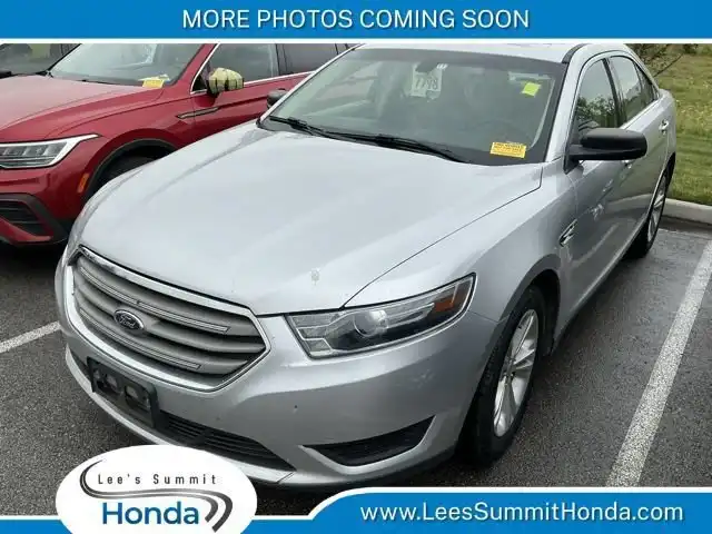 2018 Ford Taurus SE FWD's photo
