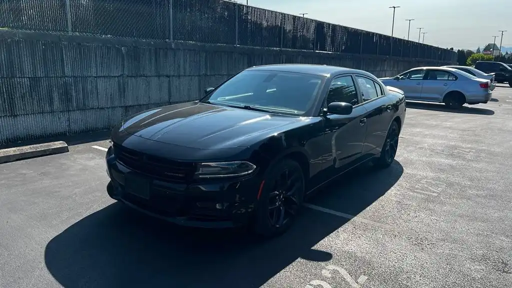 2019 Dodge Charger SXT's photo