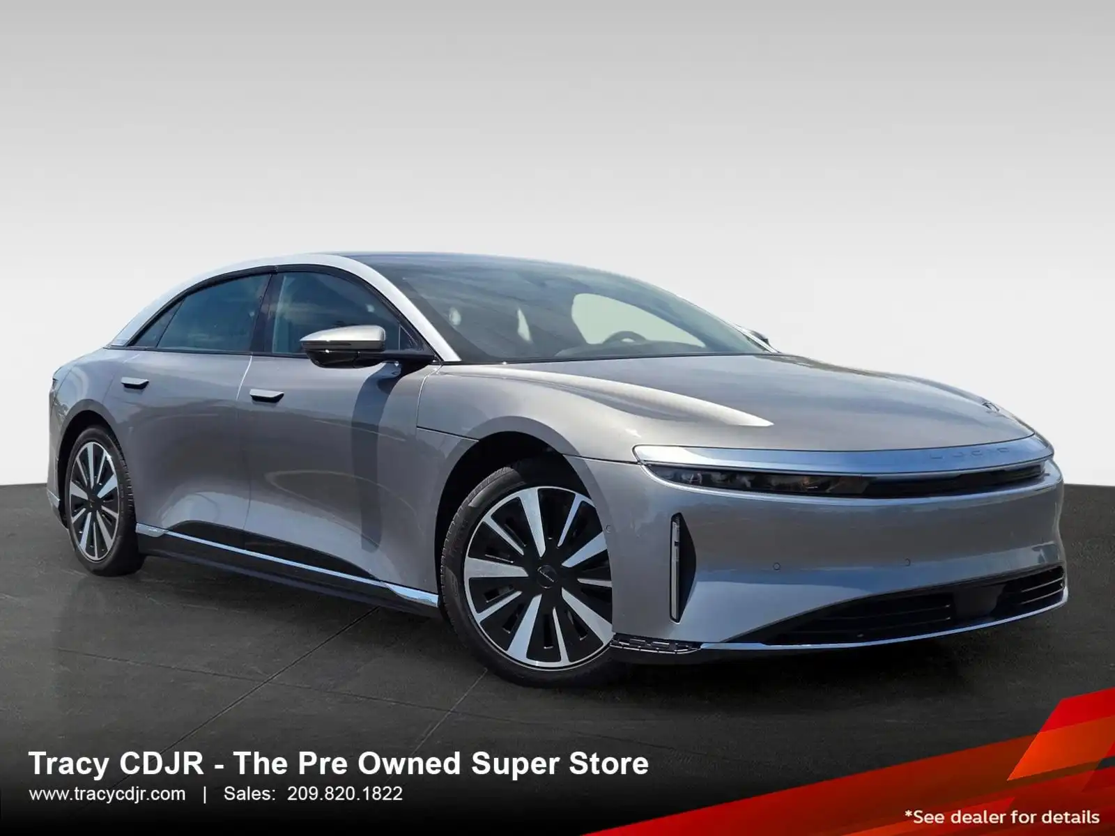 2025 Lucid Air Touring's photo