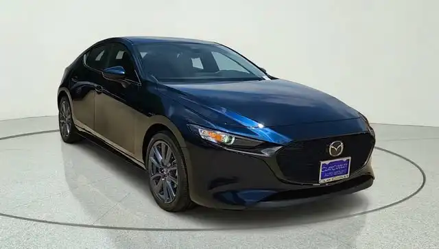 2026 Mazda CX-3 Preferred 2.5 AT 5-Door SKYACTIV's photo