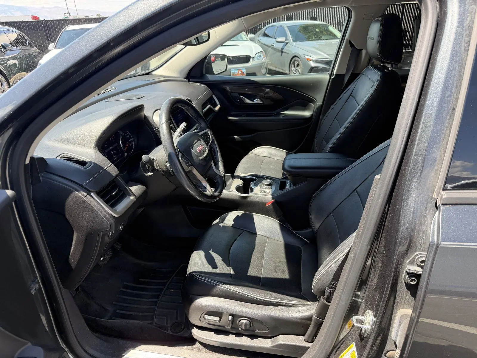 2019 GMC Terrain Denali AWD photo 5