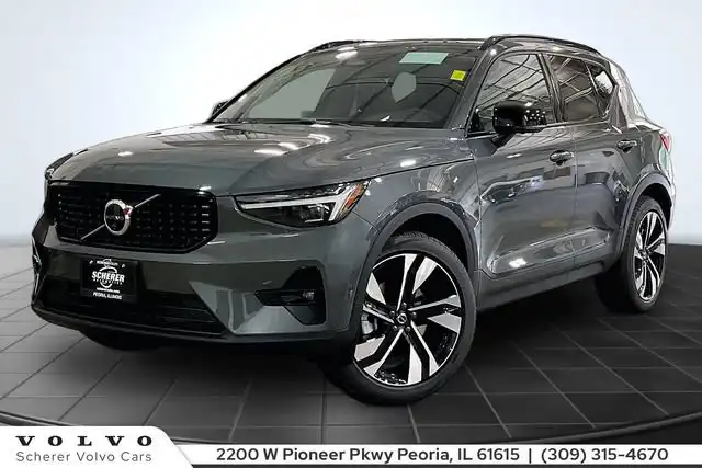 2026 Volvo XC40 B5 Plus Dark AWD's photo