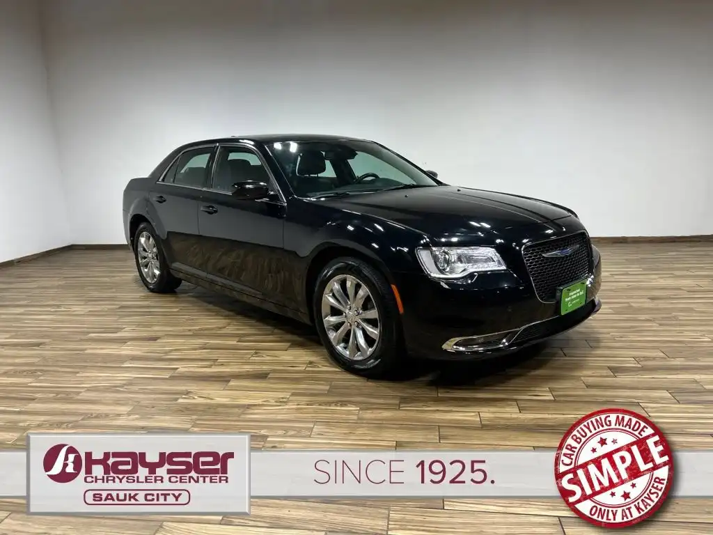 2018 Chrysler 300 Touring L AWD's photo