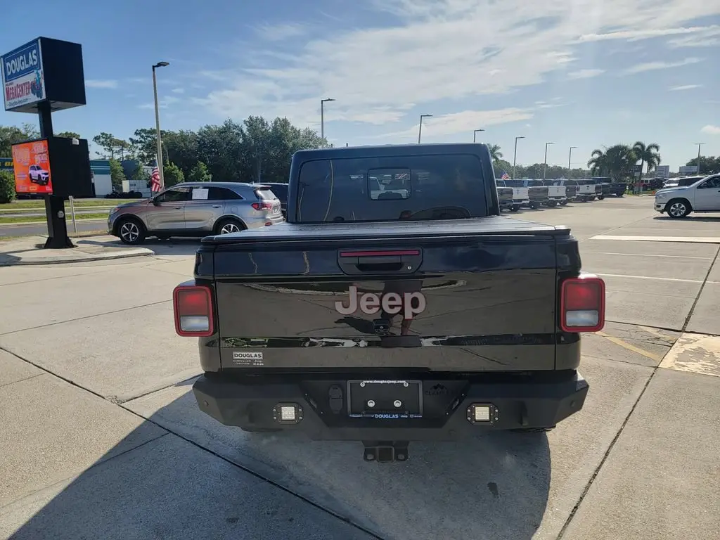 2023 Jeep Gladiator Mojave photo 4