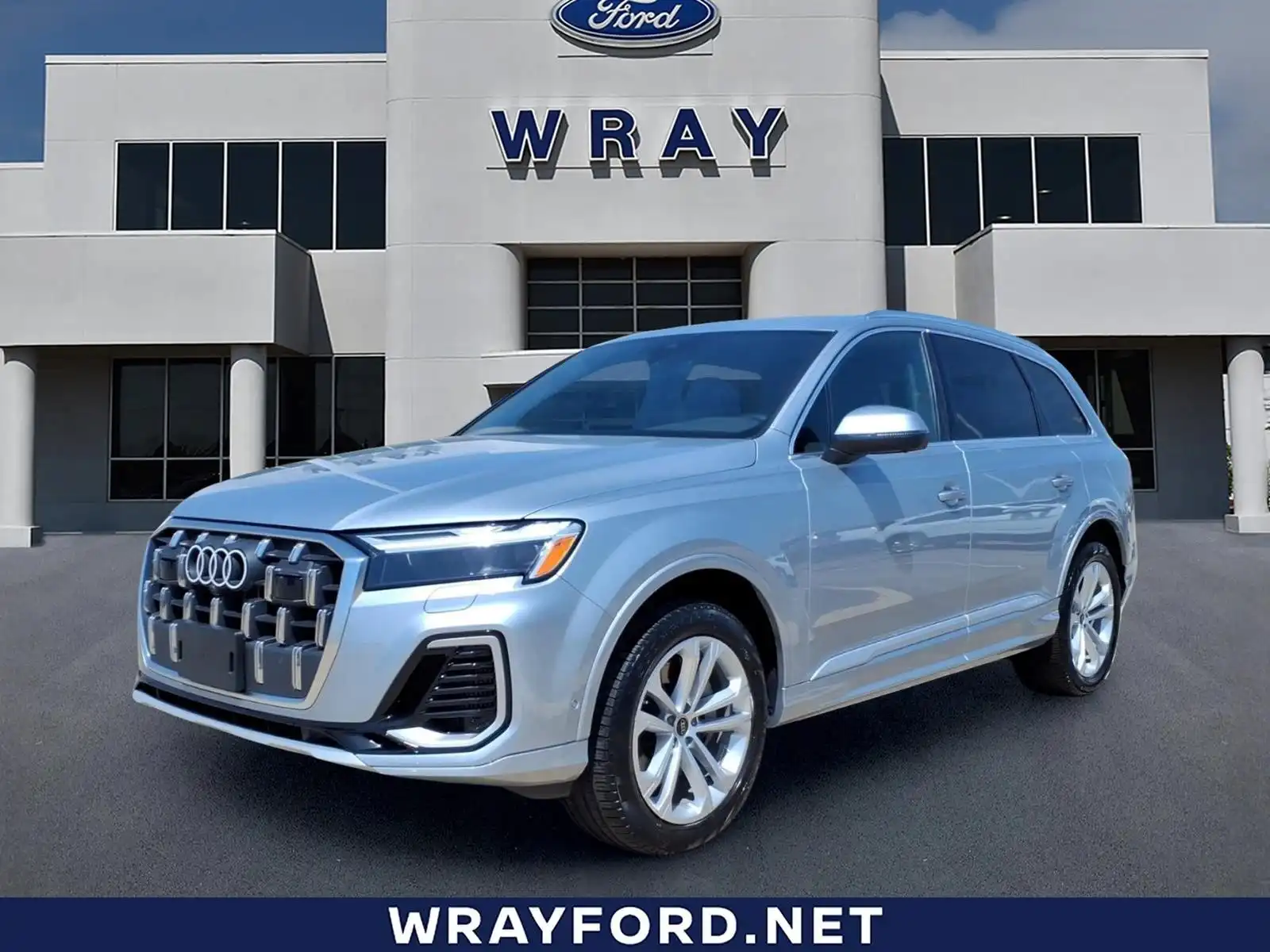2025 Audi Q7 55 Premium Plus quattro Tiptronic's photo