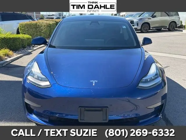 2022 Tesla Model 3 Standard Range Plus photo 4