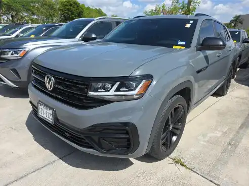 2023 Volkswagen Atlas Cross Sport 2.0T SEL R-Line Black 4MOTION's photo