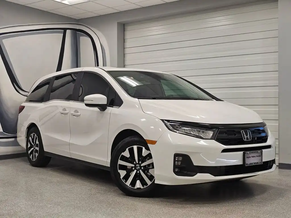 2026 Honda Odyssey EX-L's photo