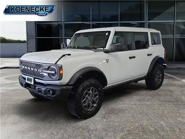 2025 Ford Bronco Badlands 4WD's photo