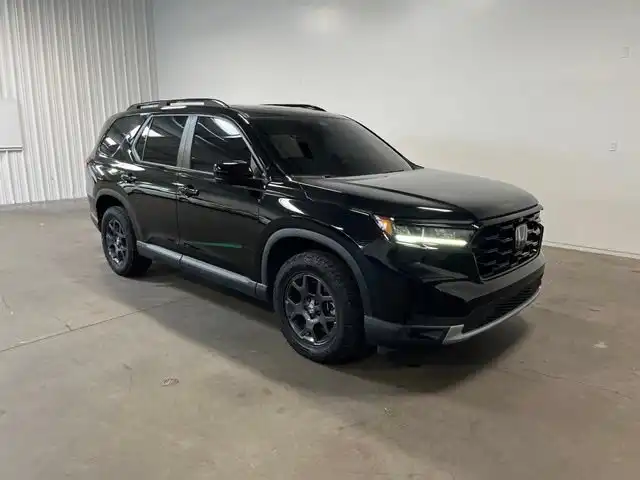2024 Honda Pilot TrailSport AWD's photo