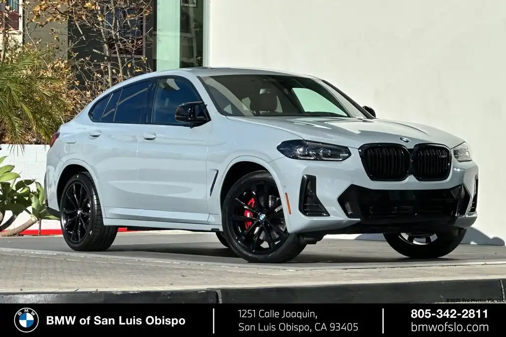 2024 BMW X4 M40i's photo