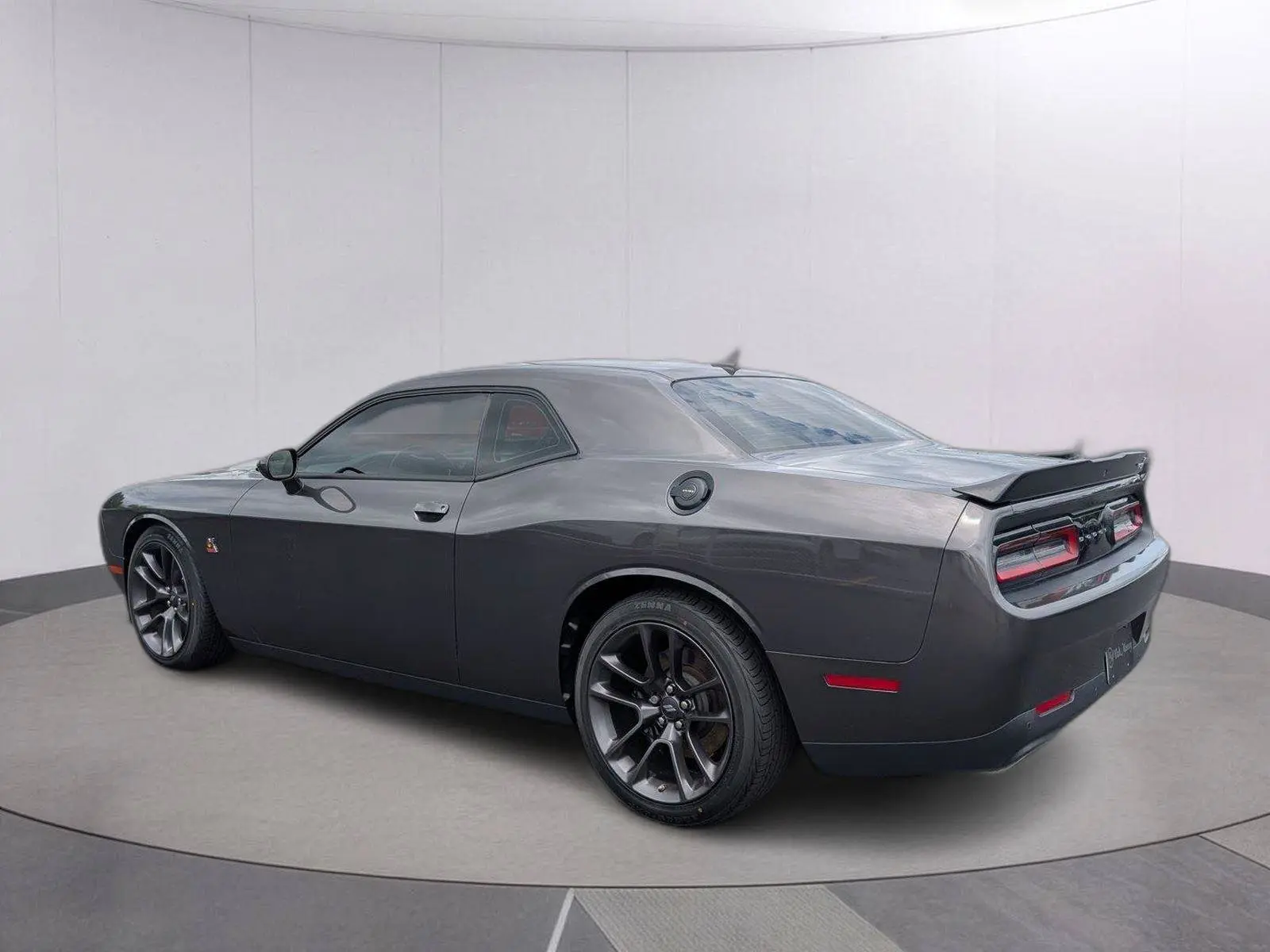 2023 Dodge Challenger R/T Scat Pack photo 3