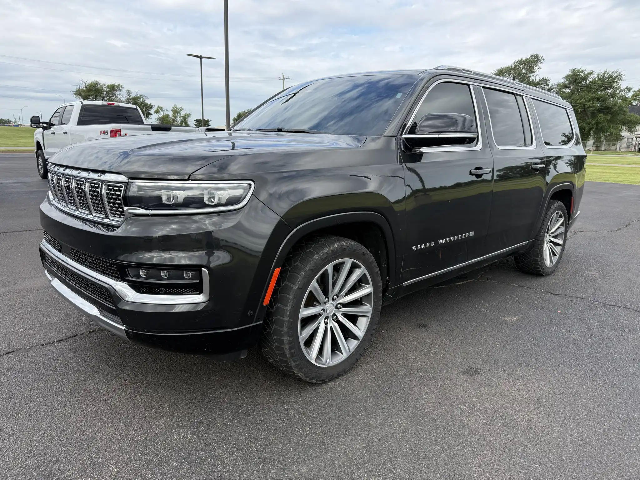 2023 Jeep Grand Wagoneer L Series I 4WD's photo