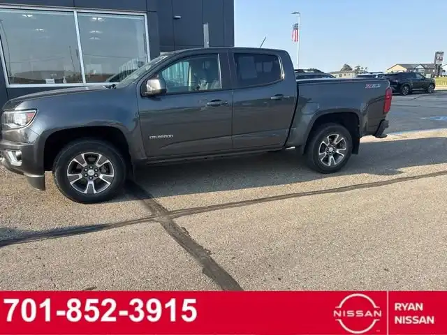 2017 Chevrolet Colorado 4WD Z71 Crew Cab Short Box's photo
