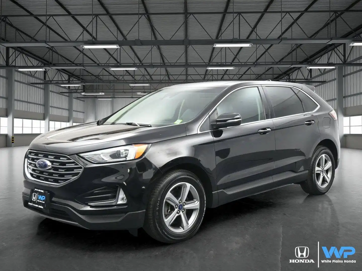 2019 Ford Edge SEL AWD's photo