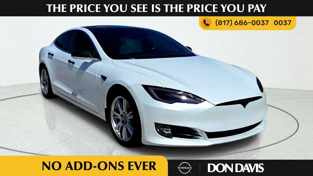 2021 Tesla Model S Long Range Plus photo 1