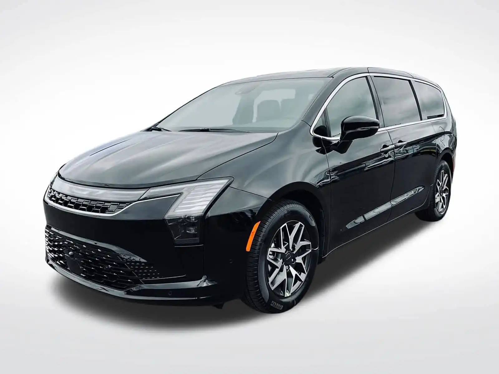 2027 Chrysler Pacifica Limited's photo