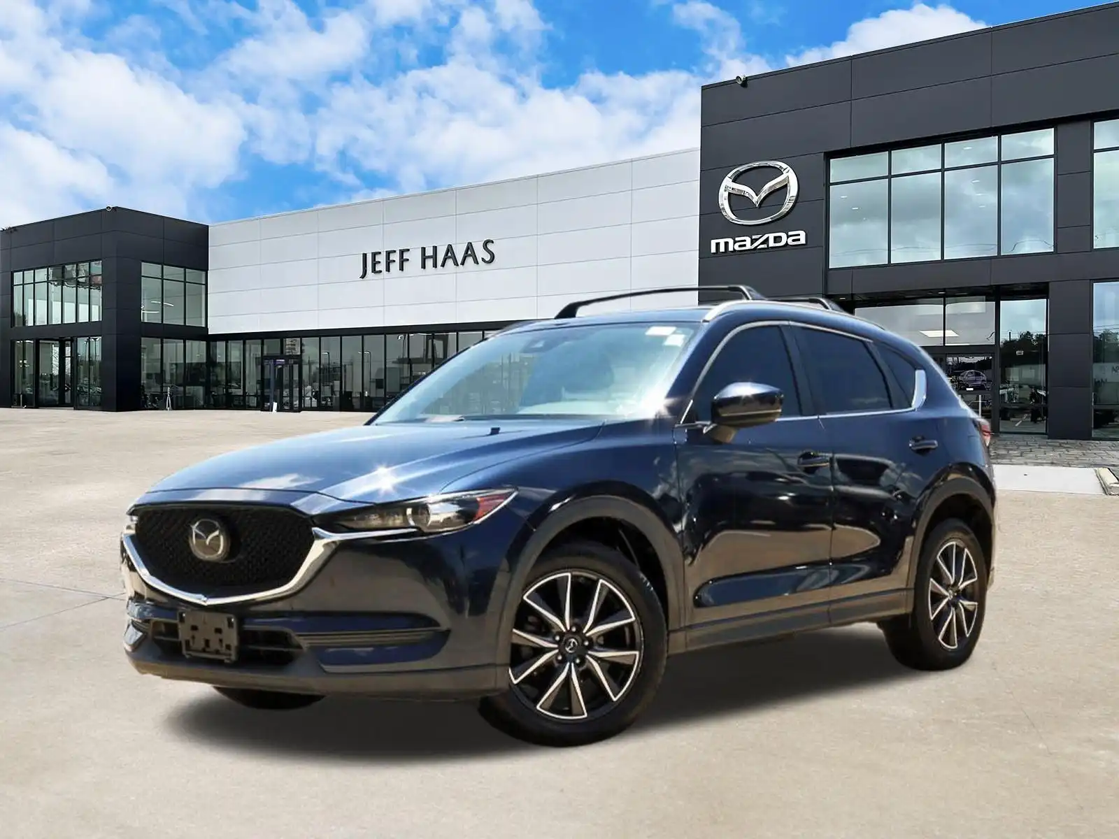 2018 Mazda CX-5 Touring auto's photo