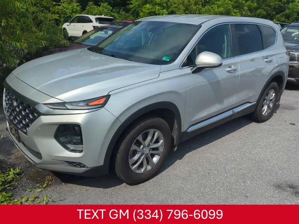 2019 Hyundai Santa Fe SE 2.4's photo