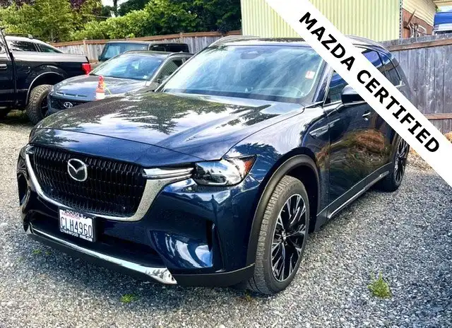 2024 Mazda CX-90 PHEV Premium Package's photo