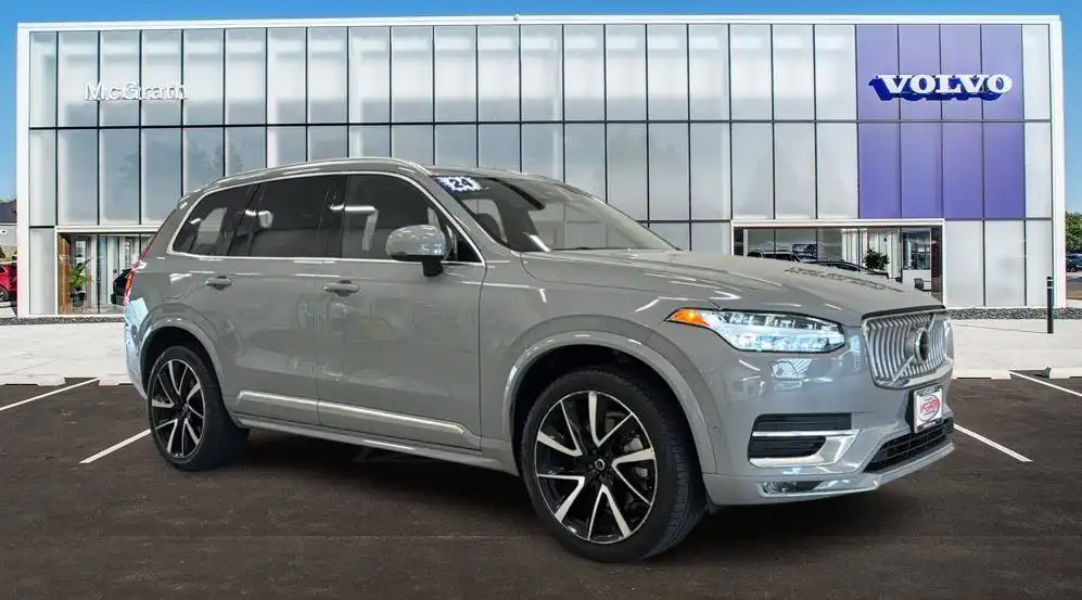2024 Volvo XC90 B6 Plus 7-Seater Bright theme 4WD's photo