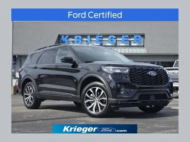 2026 Ford Explorer ST-Line 4WD's photo