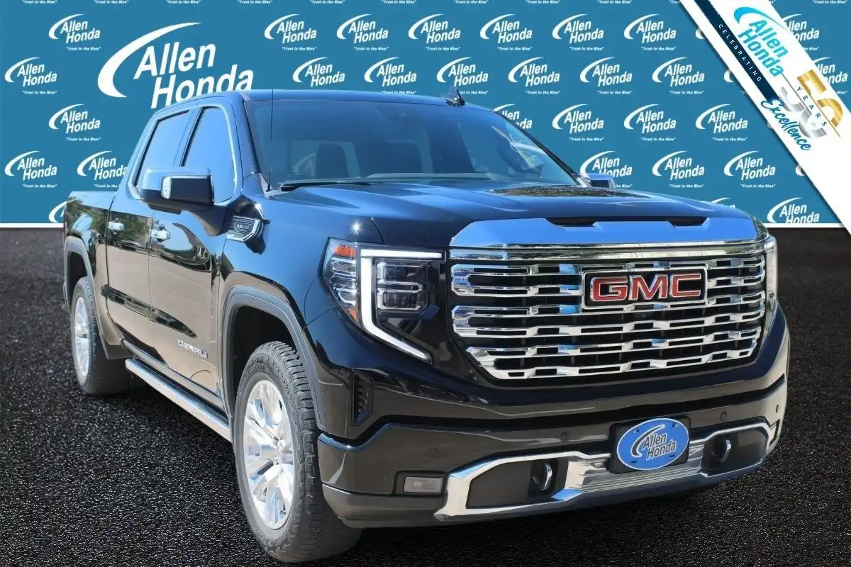 2024 GMC Sierra 4WD Crew Cab Short Box Denali's photo