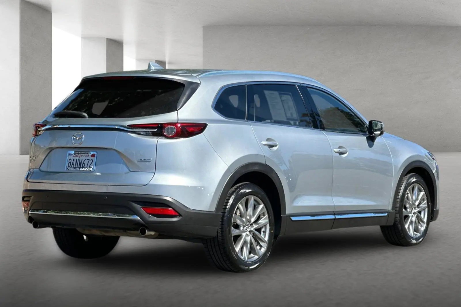 2017 Mazda CX-9 Signature AWD photo 4