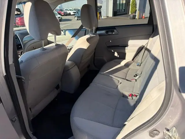 2011 Subaru Forester 2.5X Premium Package PZEV photo 5