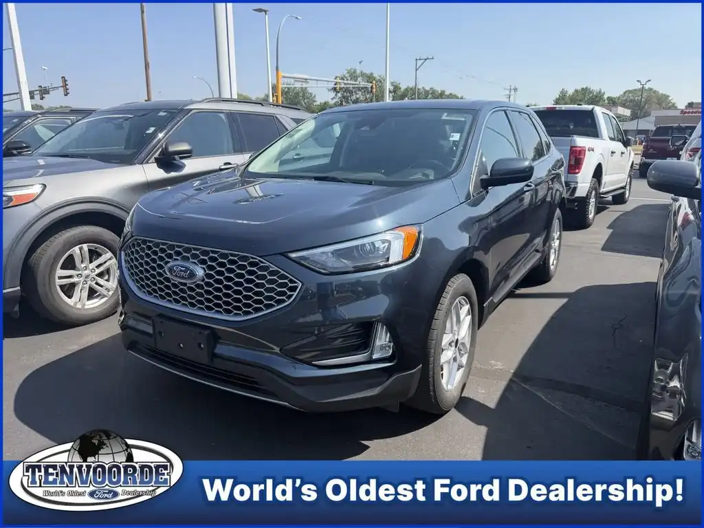 2024 Ford Edge SEL AWD's photo