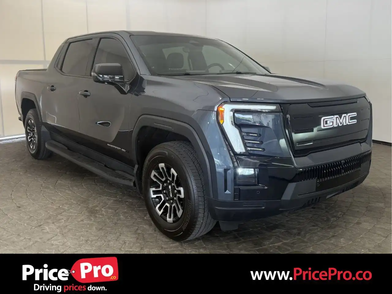 2026 GMC Sierra Elevation e4WD Crew Cab Extended Range's photo