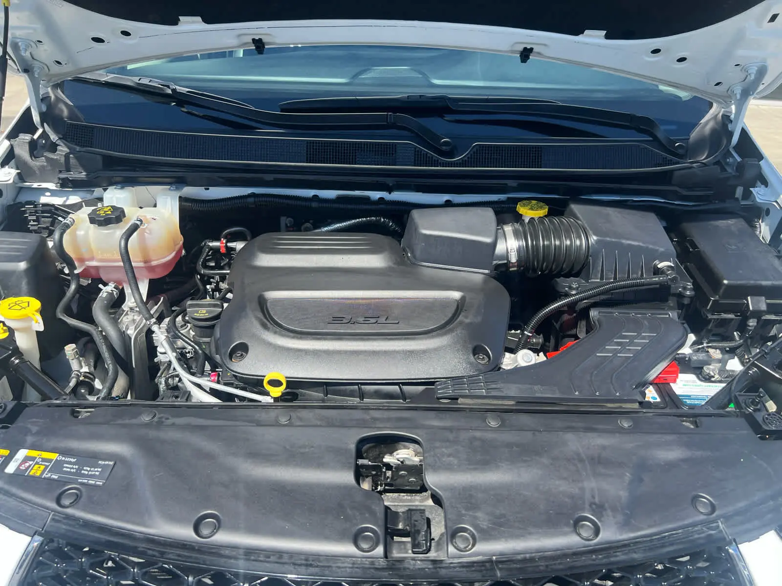 2023 Chrysler Pacifica Touring L photo 4