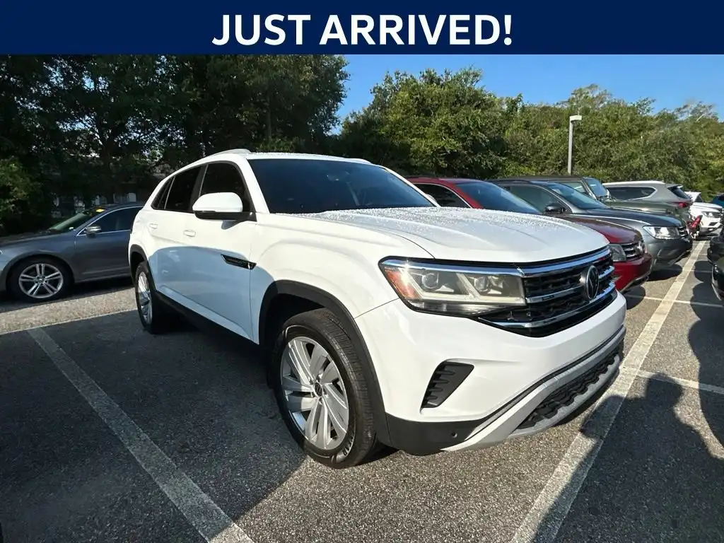 2021 Volkswagen Atlas Cross Sport 3.6L V6 SE w/Tech's photo